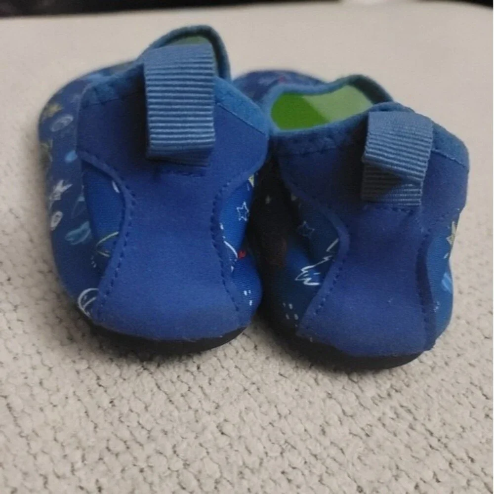 HIITAVE Water Shoes Kids fast drying rubber sole traction non slip with Rockets